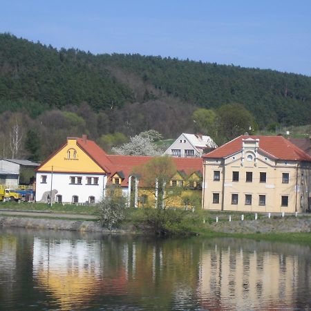 Penzion Patak Kamyk nad Vltavou Eksteriør bilde